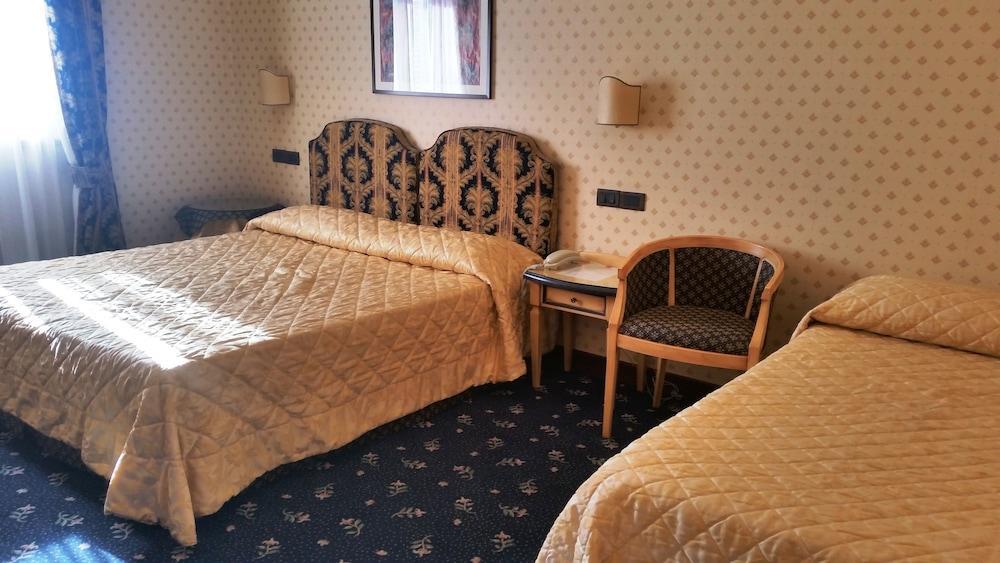 Hotel Fontebella Assisi Luaran gambar
