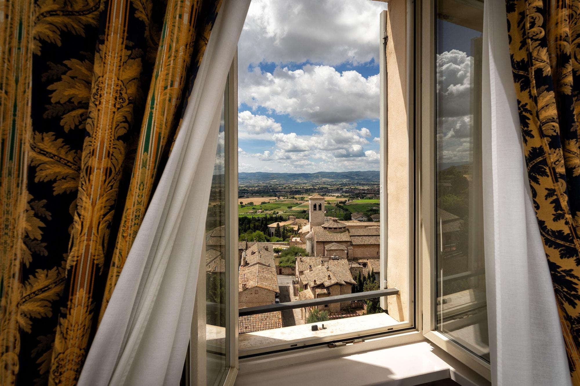 Hotel Fontebella Assisi Luaran gambar