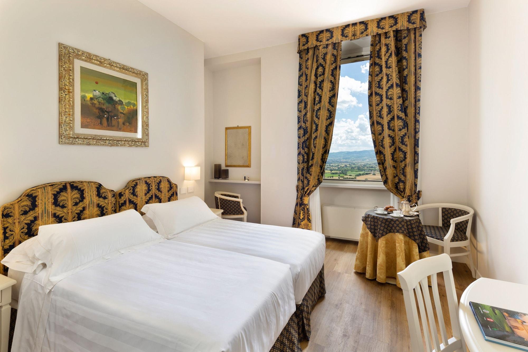 Hotel Fontebella Assisi Luaran gambar