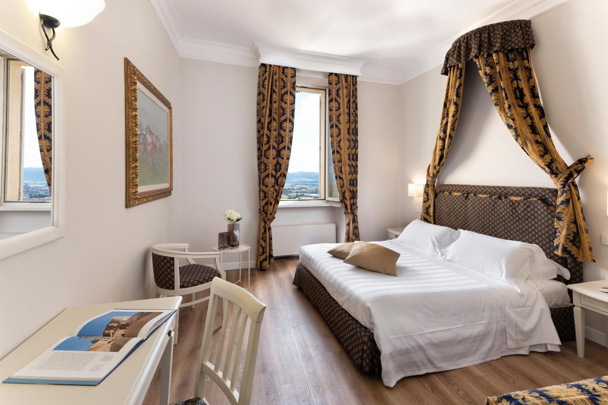 Hotel Fontebella Assisi Luaran gambar