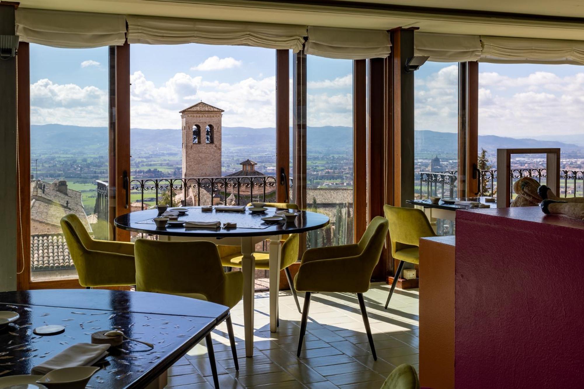 Hotel Fontebella Assisi Luaran gambar